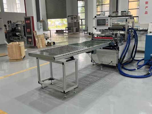 ホットメルト接着剤を配給する機械は,環境にやさしく,完全に互換性のある接着機です