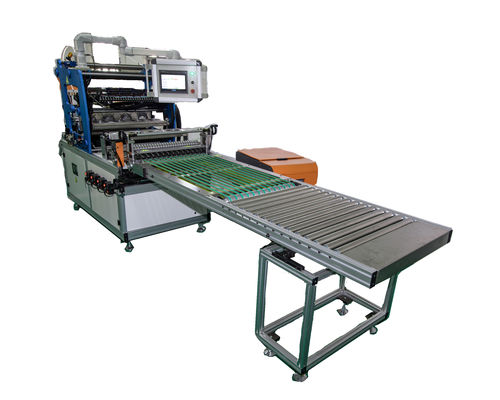 50Hzフィルター生産機器 プログラム可能なフィルター紙折りたたみ機械 自動