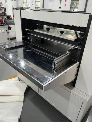 第二世代の紙折り機