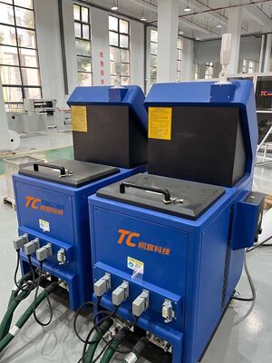 高効率大容量HEPAフィルター接着機自動