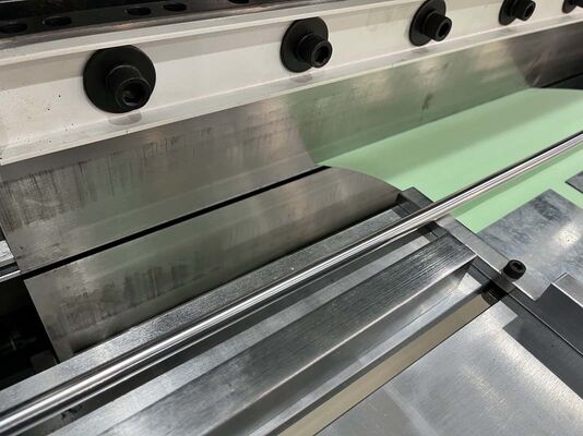 高効率ポケットフィルター製造機 エアフィルターバッグ製造機