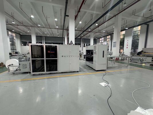 高効率で全自動のガラスの繊維フィルター材料のプレート機