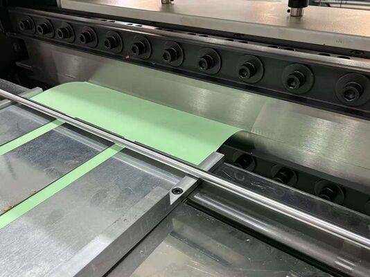 高速処理時間 半自動ナイフ型産業用および家庭用フィルタープリーツ加工機 - 生産サイクル最適化